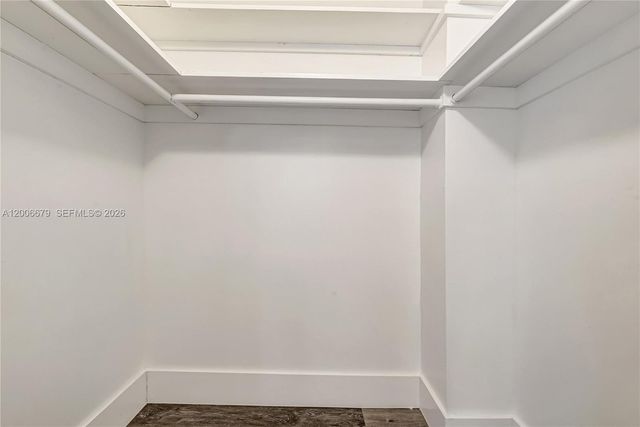 4800 Hillcrest Ln 207, Hollywood, FL 33021