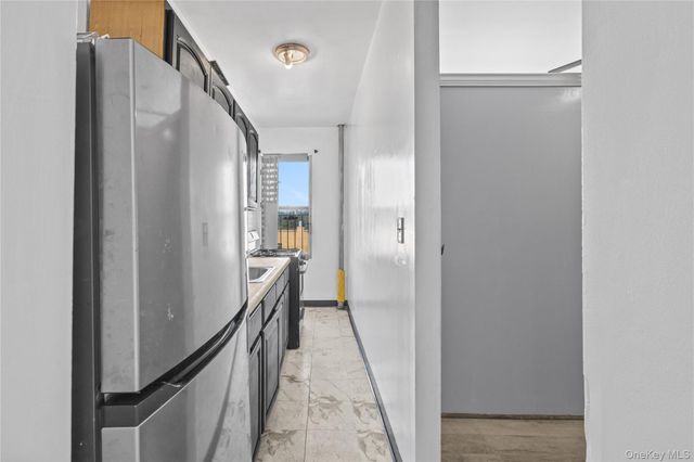 1015 Summit Avenue 4A, Bronx, NY 10452