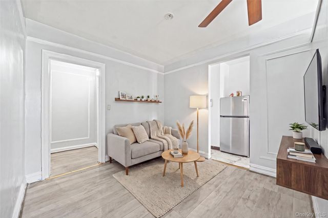 1015 Summit Avenue 4A, Bronx, NY 10452