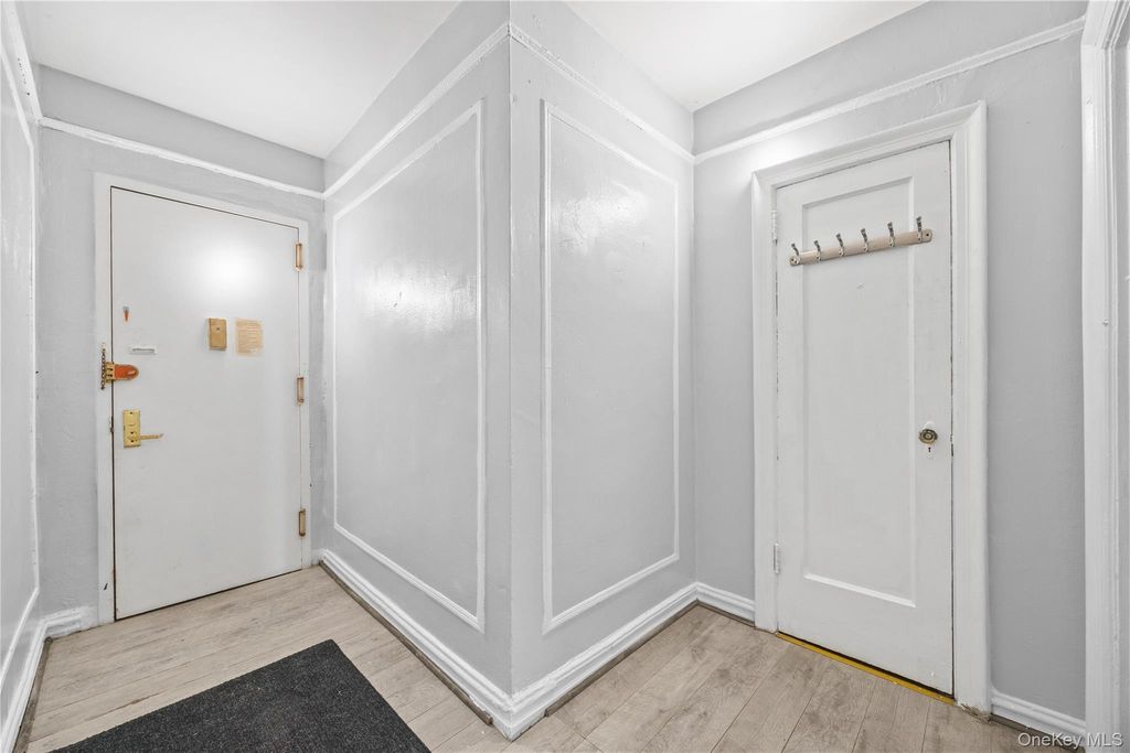 1015 Summit Avenue 4A, Bronx, NY 10452 — photo 3