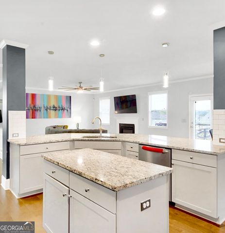 232 Woodstone Court, Atlanta, GA 30331