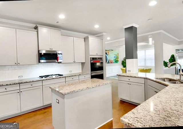 232 Woodstone Court, Atlanta, GA 30331