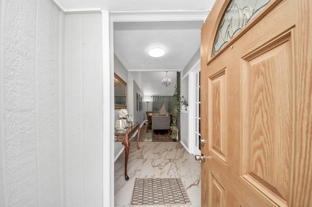 12415 Campos Drive, Houston, TX 77065
