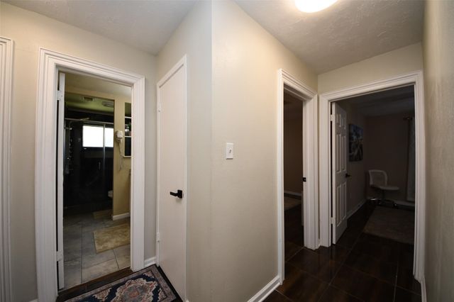 12415 Campos Drive, Houston, TX 77065