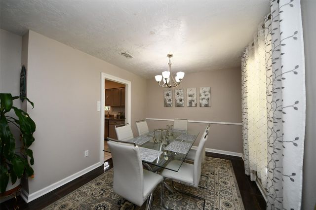 12415 Campos Drive, Houston, TX 77065