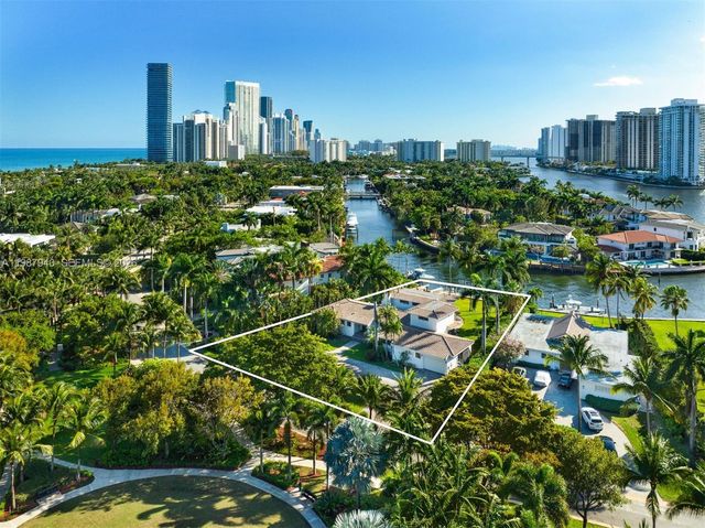 268 S Parkway, Golden Beach, FL 33160