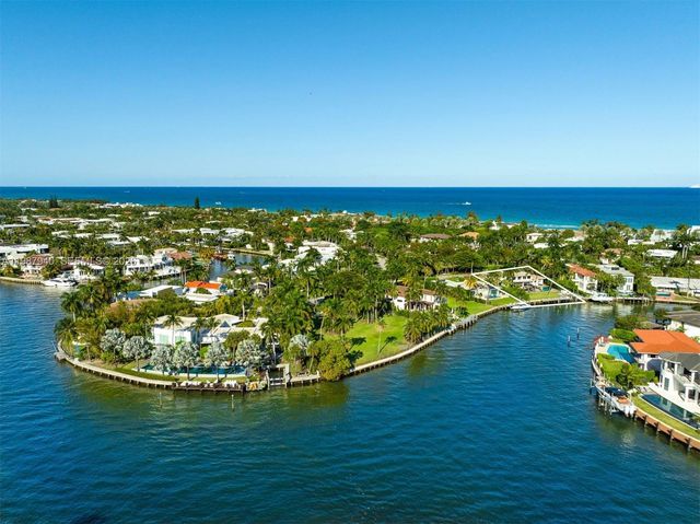 268 S Parkway, Golden Beach, FL 33160