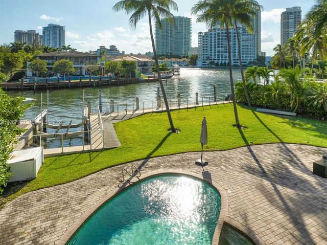 268 S Parkway, Golden Beach, FL 33160