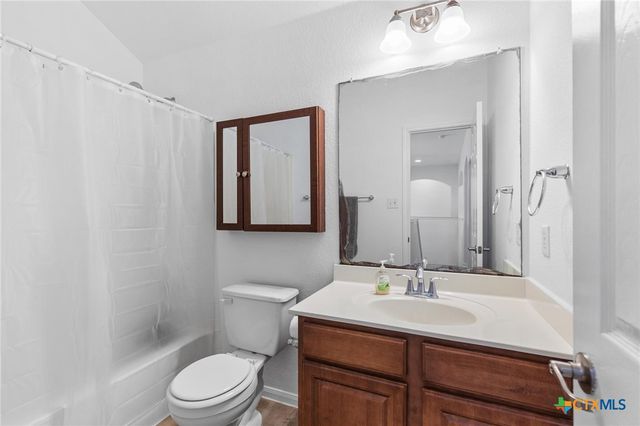 1117 Cockrill Court, Hutto, TX 78634