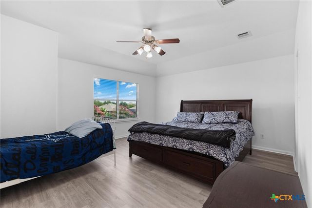 1117 Cockrill Court, Hutto, TX 78634