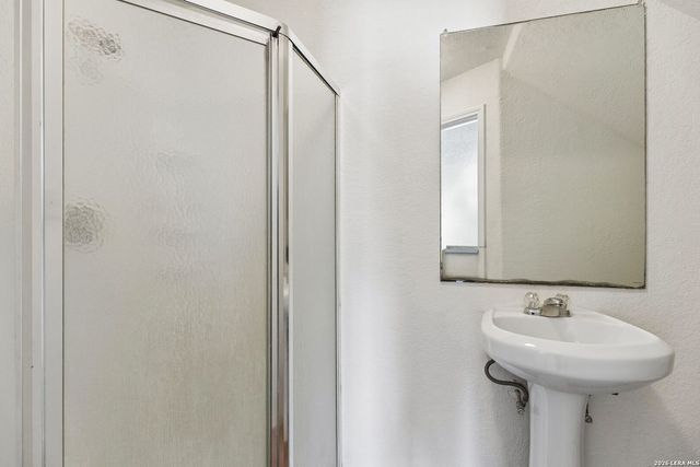 438 Rigsby, San Antonio, TX 78210