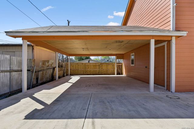 438 Rigsby, San Antonio, TX 78210