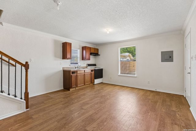 438 Rigsby, San Antonio, TX 78210