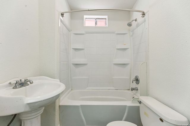 438 Rigsby, San Antonio, TX 78210