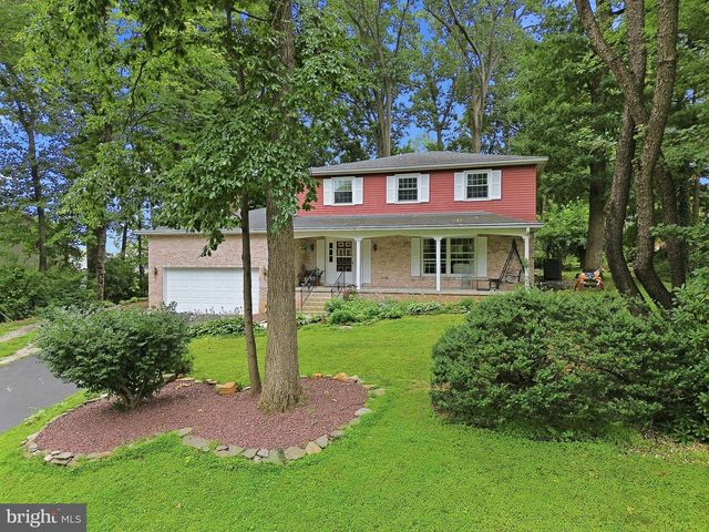 3729 SILVERWOOD DR, York, PA 17402
