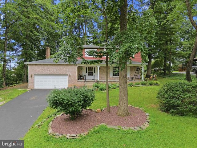 3729 SILVERWOOD DR, York, PA 17402