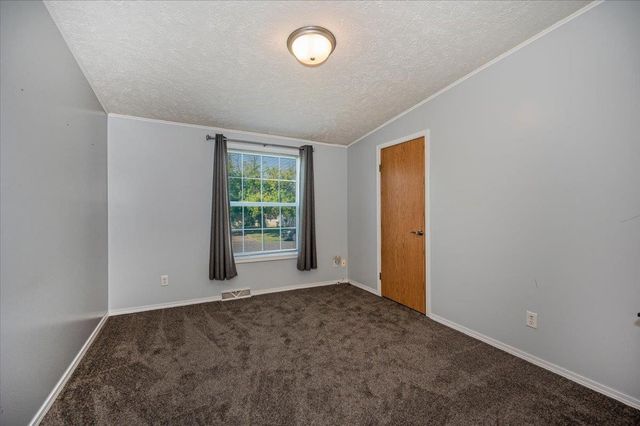 420 6th Ave E, Superior, WI 54880