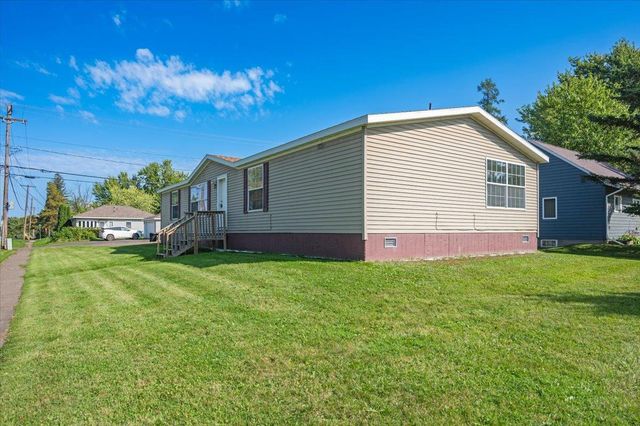 420 6th Ave E, Superior, WI 54880