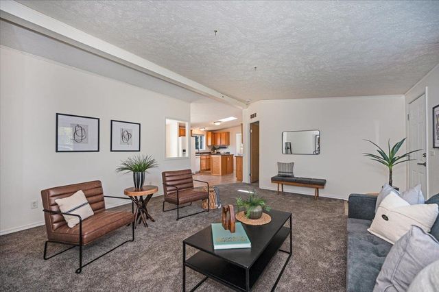 420 6th Ave E, Superior, WI 54880