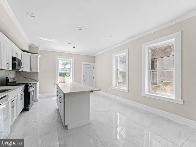 6046 GREENWAY AVE, Philadelphia, PA 19142