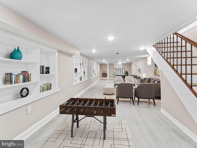 6046 GREENWAY AVE, Philadelphia, PA 19142