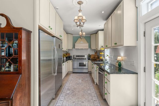 249 High St, Duxbury, MA 02332