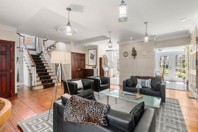 249 High St, Duxbury, MA 02332