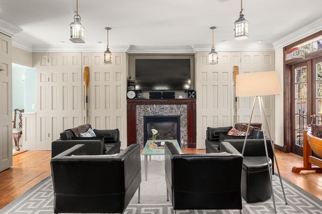 249 High St, Duxbury, MA 02332