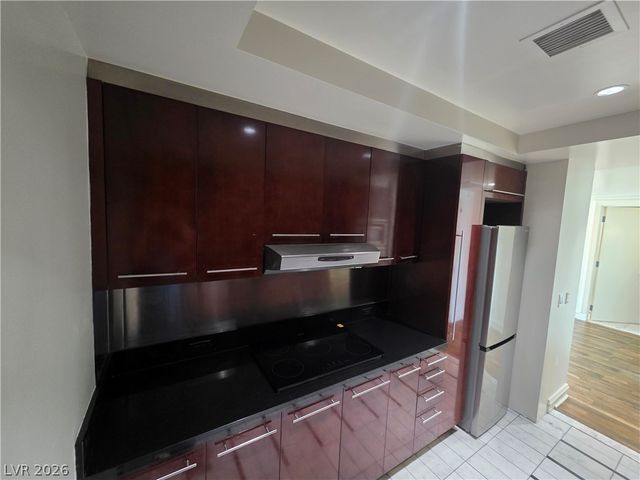 2700 Las Vegas Boulevard 1707, Las Vegas, NV 89109