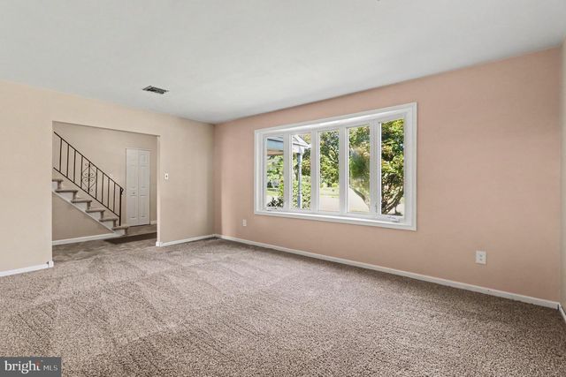 208 N TROOPER RD, West Norriton, PA 19403