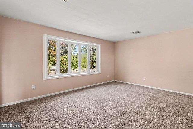 208 N TROOPER RD, West Norriton, PA 19403