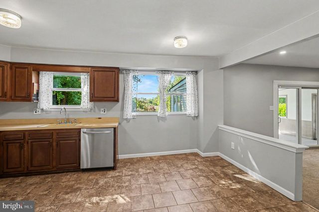 208 N TROOPER RD, West Norriton, PA 19403
