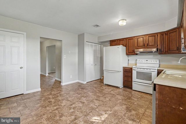208 N TROOPER RD, West Norriton, PA 19403