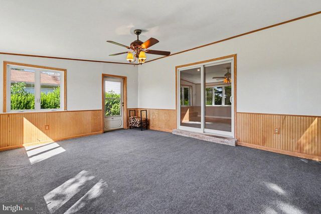 208 N TROOPER RD, West Norriton, PA 19403