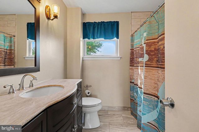 208 N TROOPER RD, West Norriton, PA 19403
