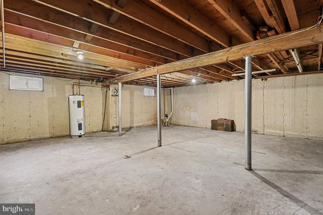 208 N TROOPER RD, West Norriton, PA 19403