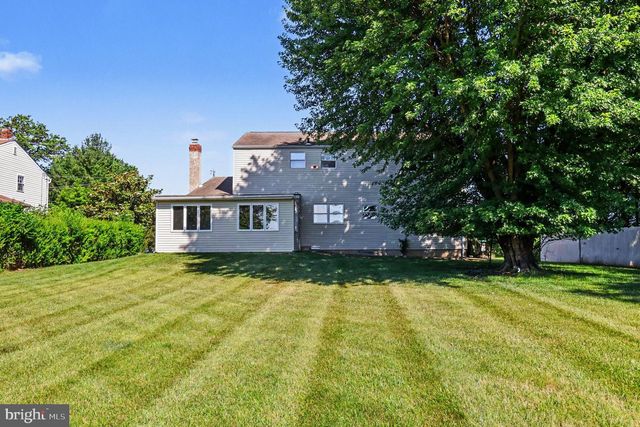 208 N TROOPER RD, West Norriton, PA 19403