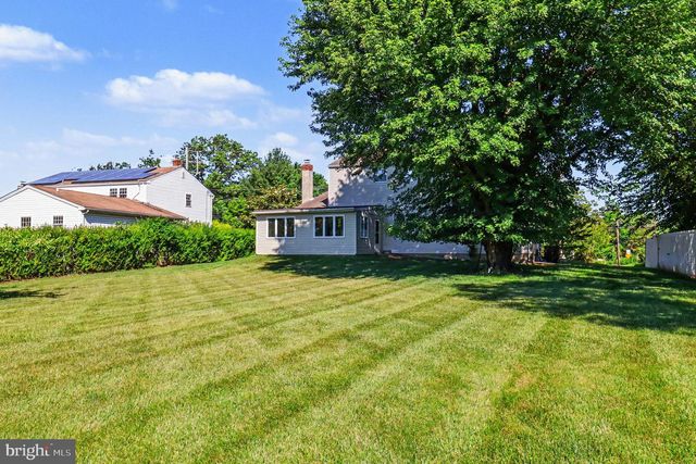 208 N TROOPER RD, West Norriton, PA 19403