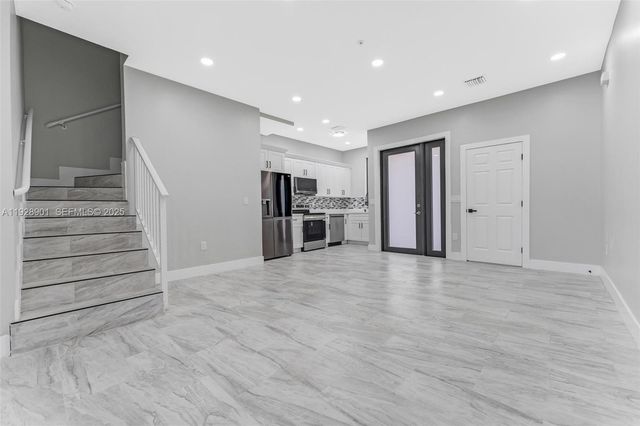 1962 NW 107th St 1954, Miami, FL 33167