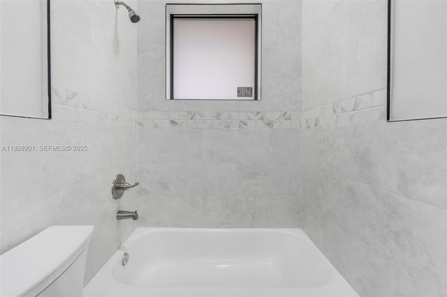 1962 NW 107th St 1954, Miami, FL 33167