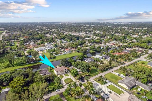 1962 NW 107th St 1954, Miami, FL 33167