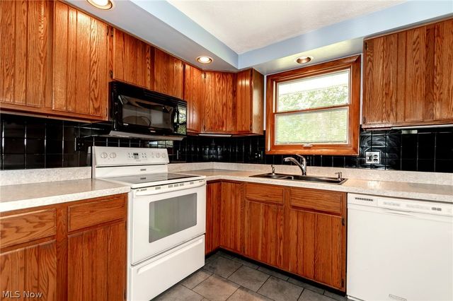 249 Shore Drive, Eastlake, OH 44095