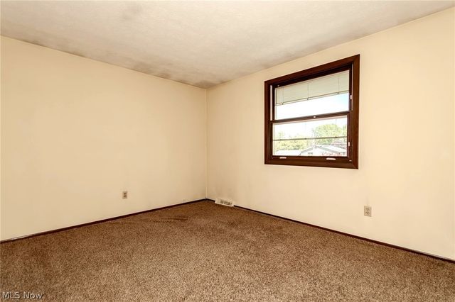 249 Shore Drive, Eastlake, OH 44095