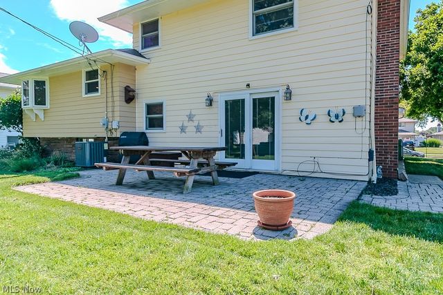 249 Shore Drive, Eastlake, OH 44095