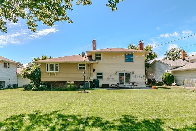 249 Shore Drive, Eastlake, OH 44095