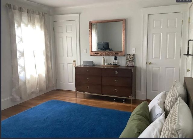 107 Charlesbank Rd 1, Newton, MA 02158