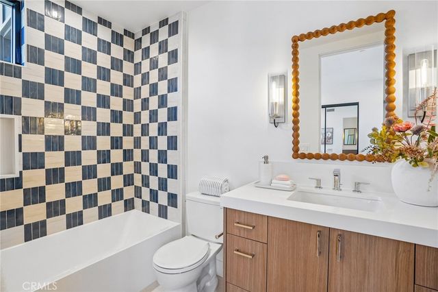 17003 Haas Avenue, Torrance, CA 90504