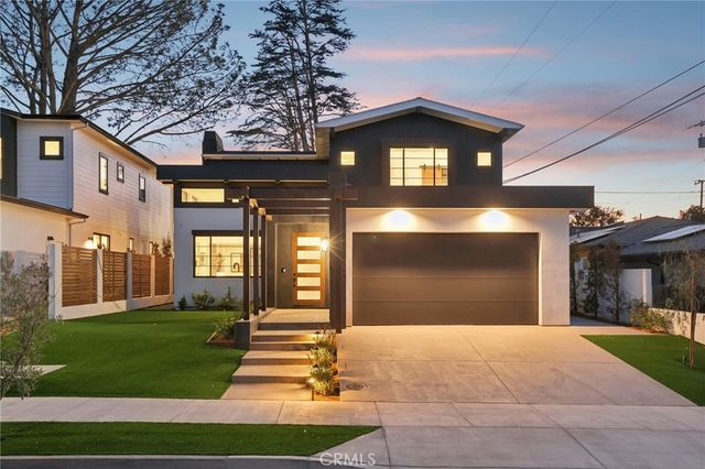 17003 Haas Avenue, Torrance, CA 90504