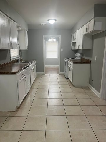 3274 GAYLORD LN, Memphis, TN 38118