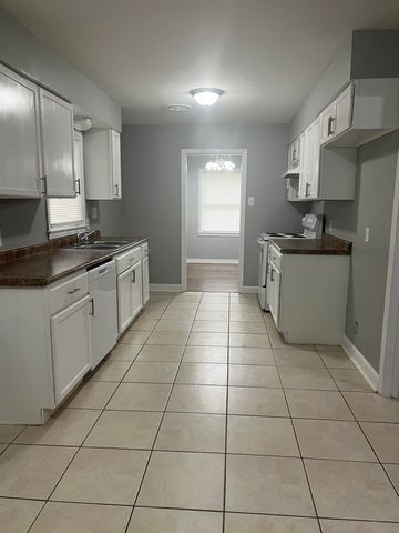 3274 GAYLORD LN, Memphis, TN 38118